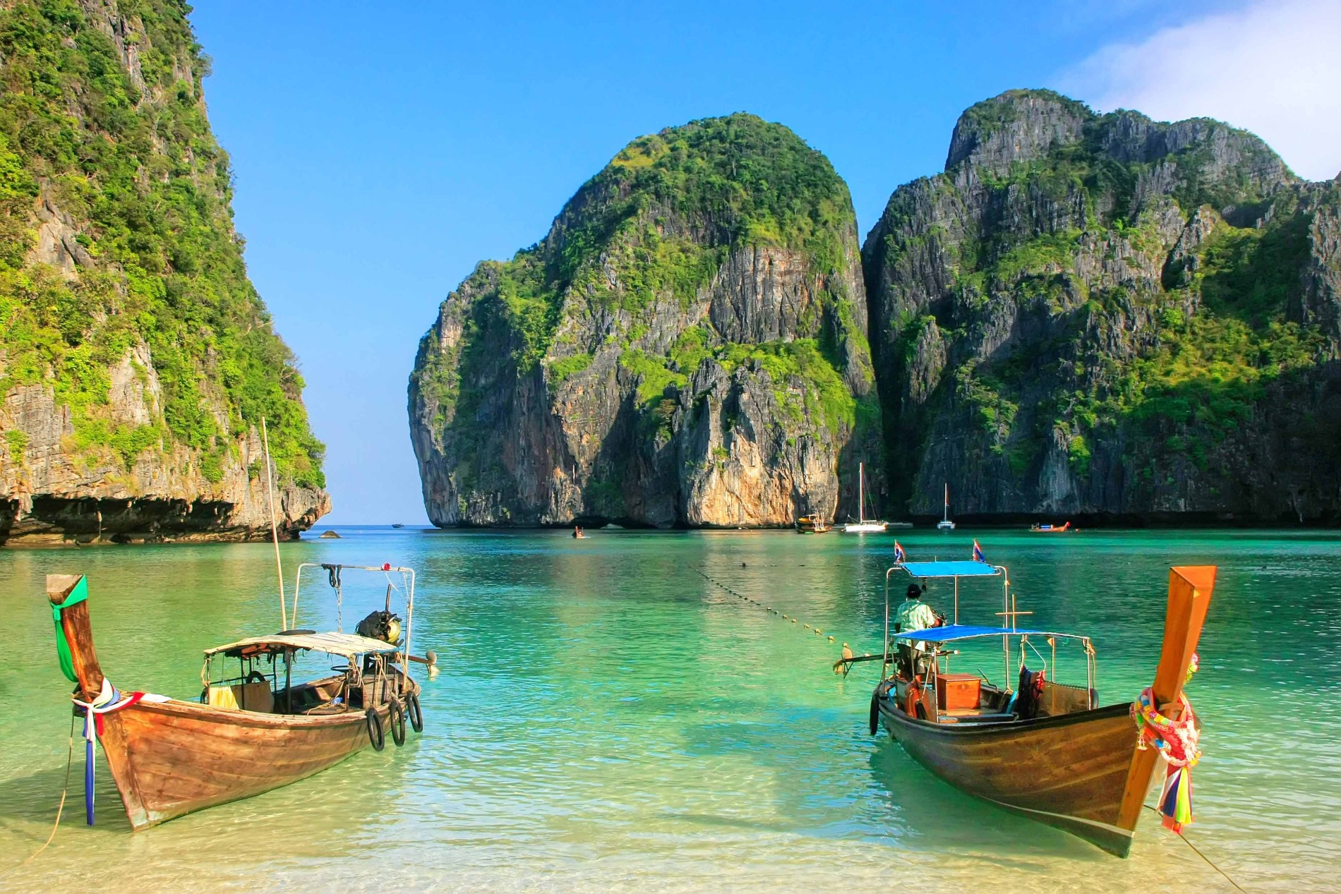Altın Tapınaklardan Turkuaz Sulara; TAYLAND